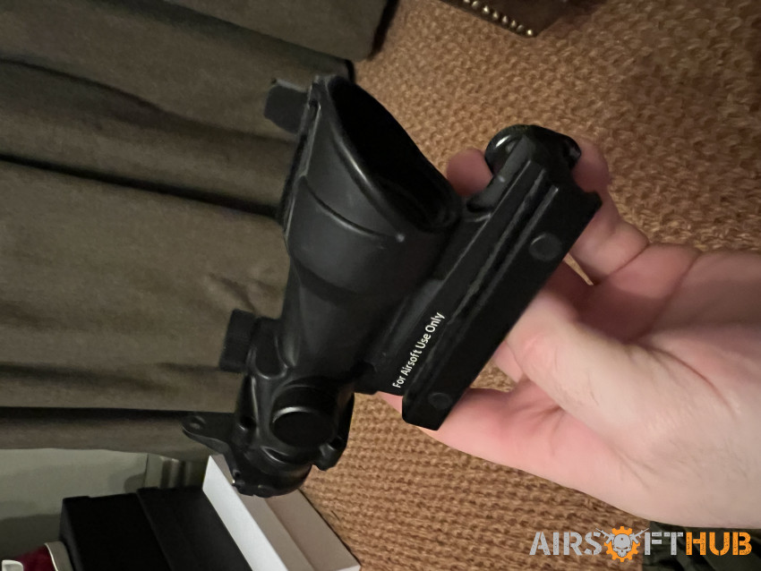 Acog 4x Magnification - Used airsoft equipment