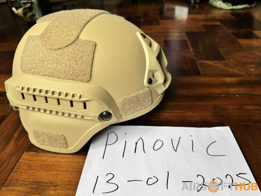 Plastic tactical helmet - Used airsoft equipment