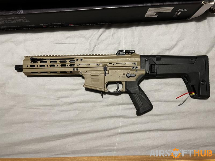 UTR 45 with 4 mags: ONO - Used airsoft equipment