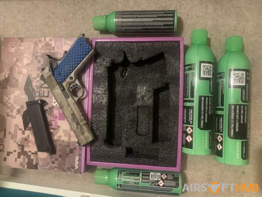 Raven 1911+4 cans of gass - Used airsoft equipment