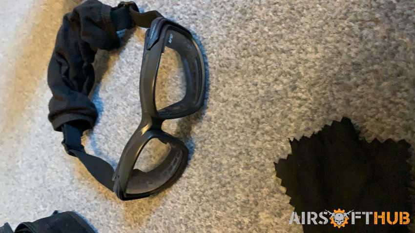 Revision bullet ant goggles - Used airsoft equipment
