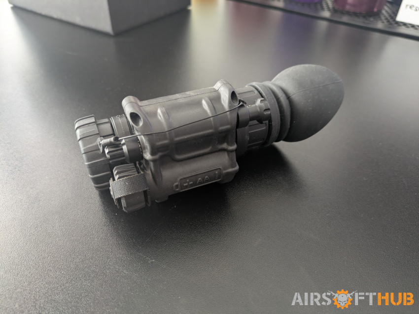 Spyron/Deep Dark PVS-14 - Used airsoft equipment