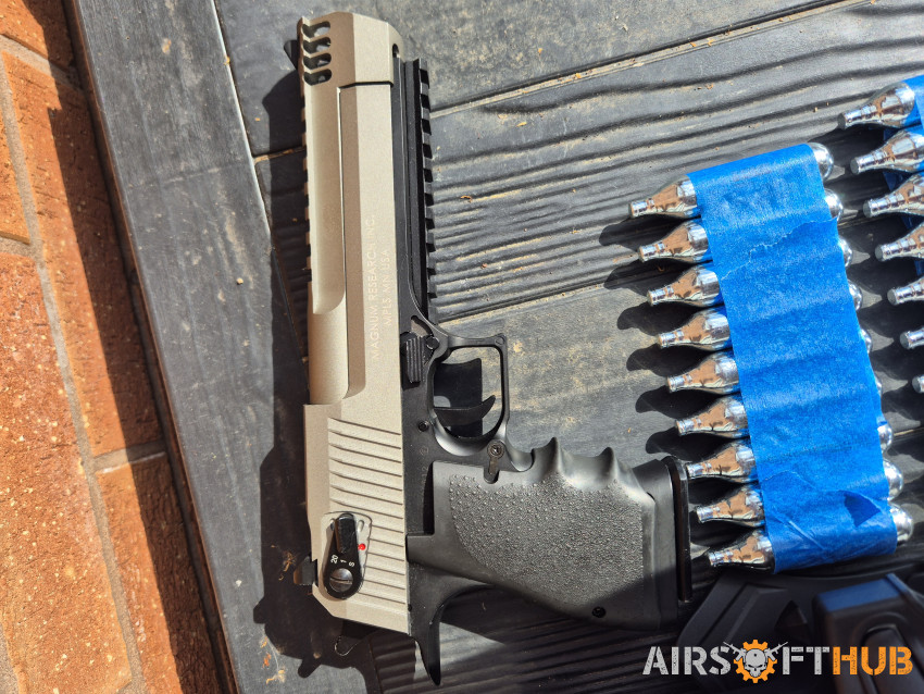 Desert Eagle - Used airsoft equipment