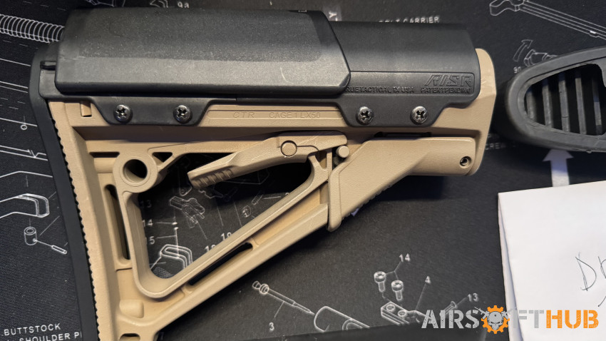 MAGPUL CTR STOCK FDE + RISERS - Used airsoft equipment
