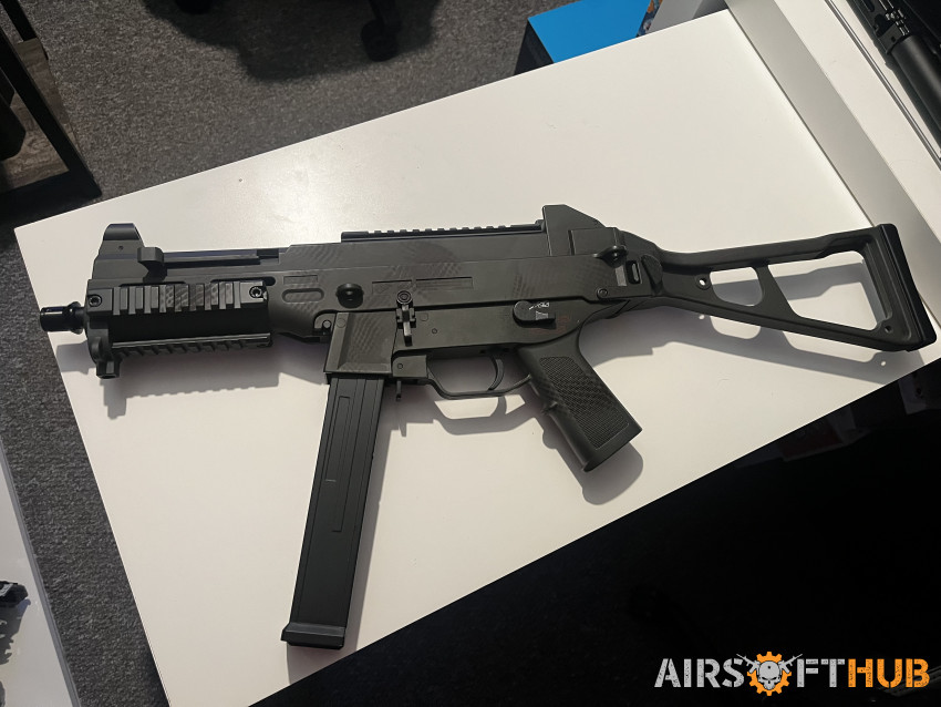 Double eagle UMP 45 - Used airsoft equipment