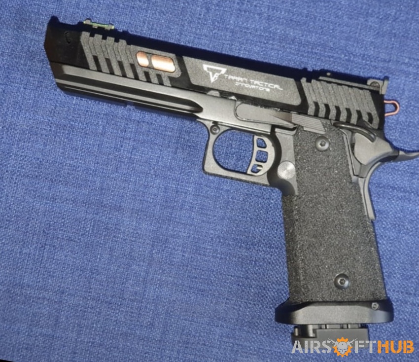 Army Armament TTi Pit Viper - Used airsoft equipment