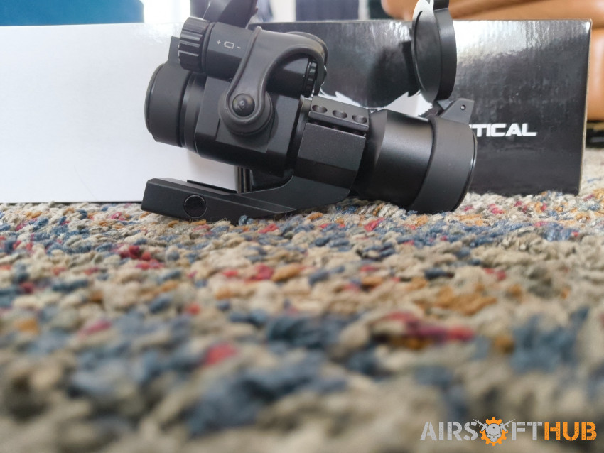 JS-Tactical Red/Green Dot 32mm - Used airsoft equipment