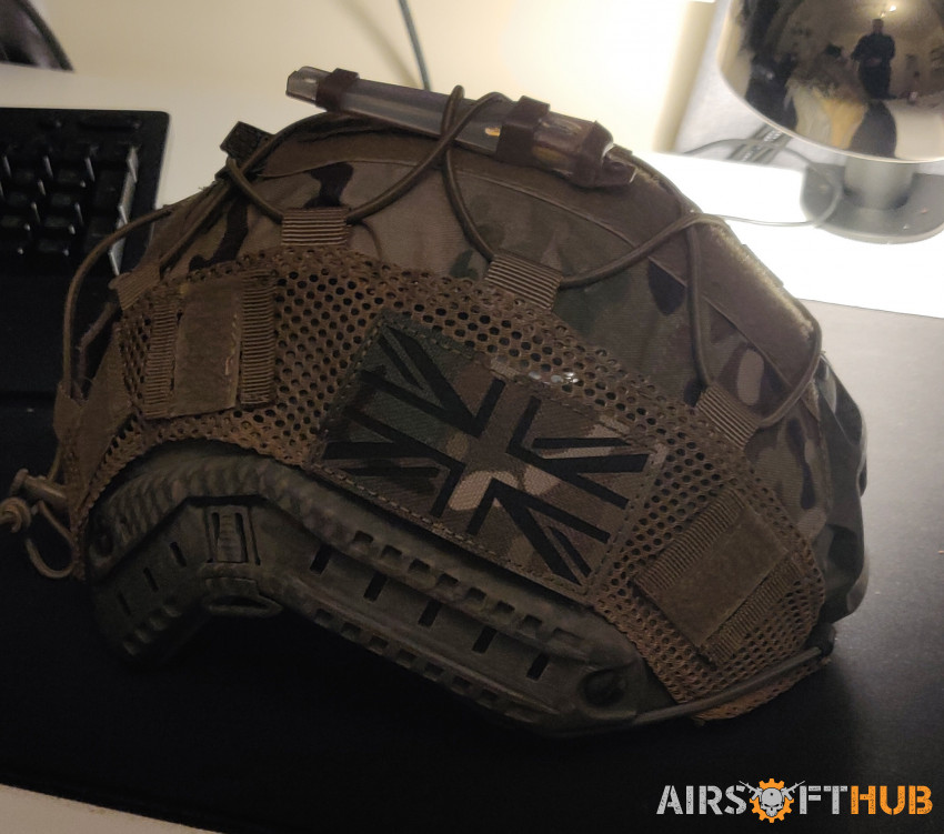 Fast Helmet with ulticam Cover - Used airsoft equipment