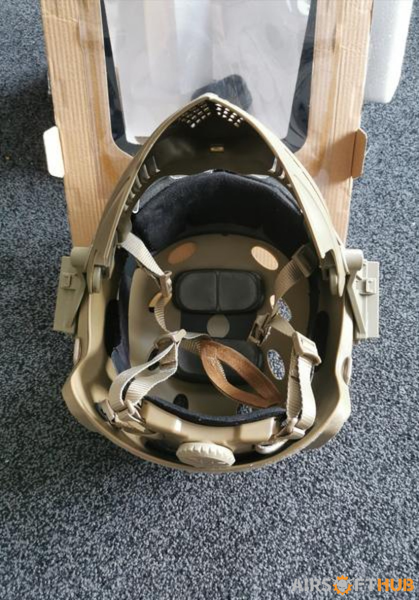 Piloteer Helmet New - Used airsoft equipment