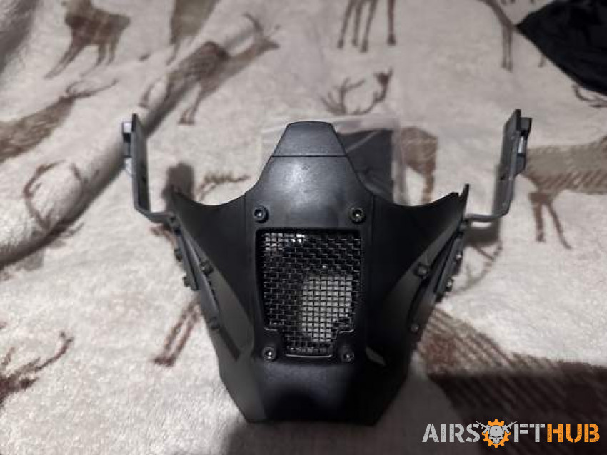 Low face guard - Used airsoft equipment