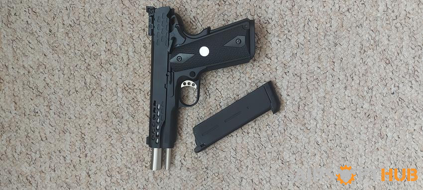 Army armament r30 pistol - Used airsoft equipment