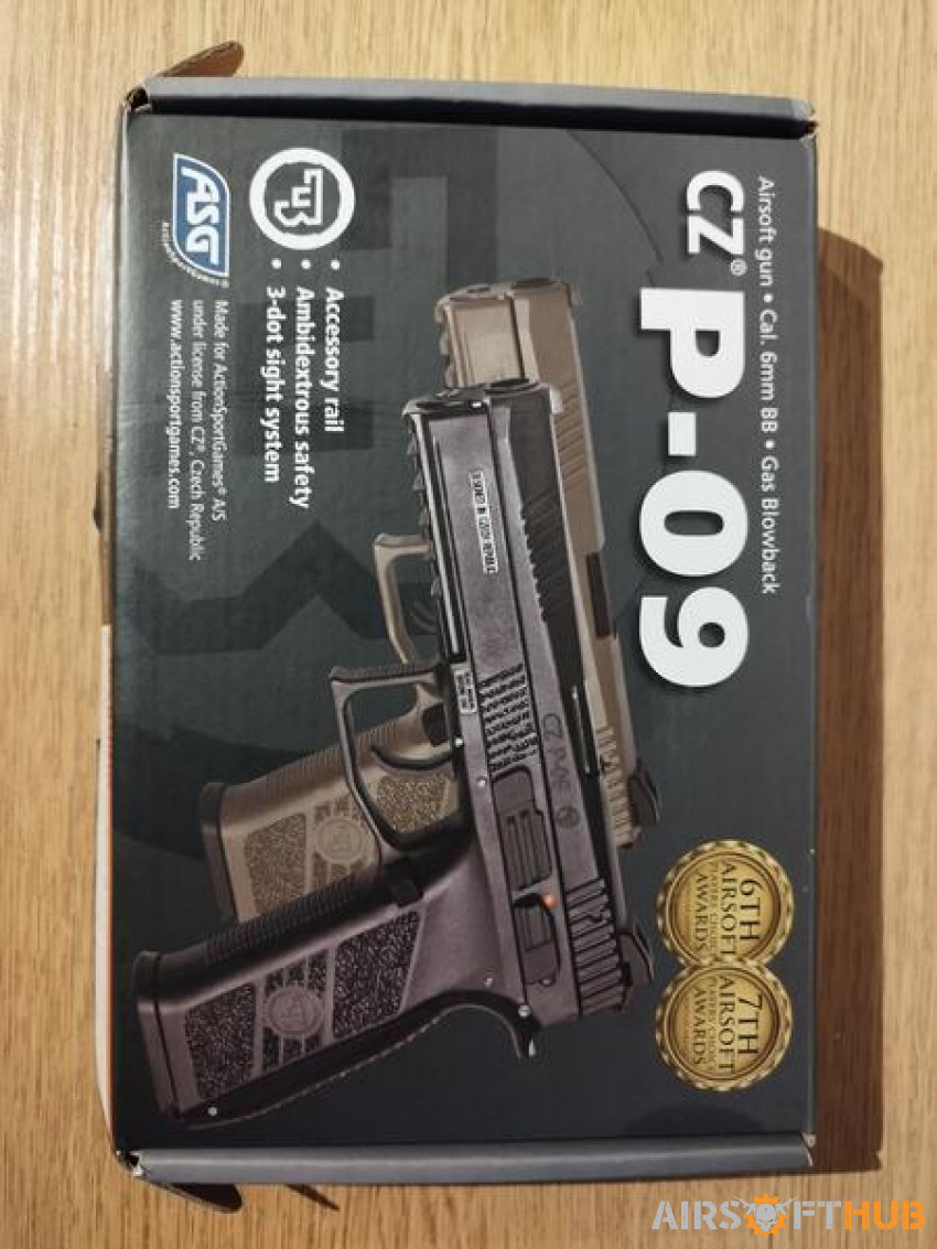 CZ P-09 hand gun - Used airsoft equipment