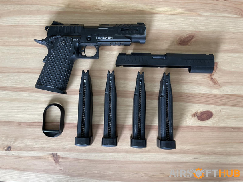 Novritsch SSP-1 + Extra's - Used airsoft equipment