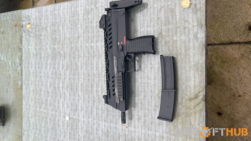 WE SMG 8 - Used airsoft equipment