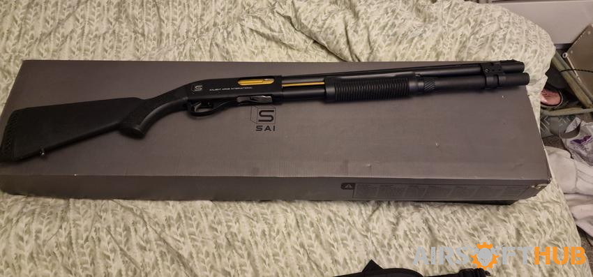 Salient Arms M870 MK3 Shotgun - Used airsoft equipment