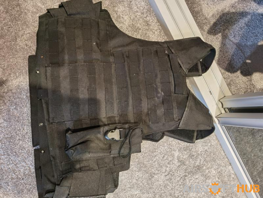 Tactical Pistol Vest - Used airsoft equipment