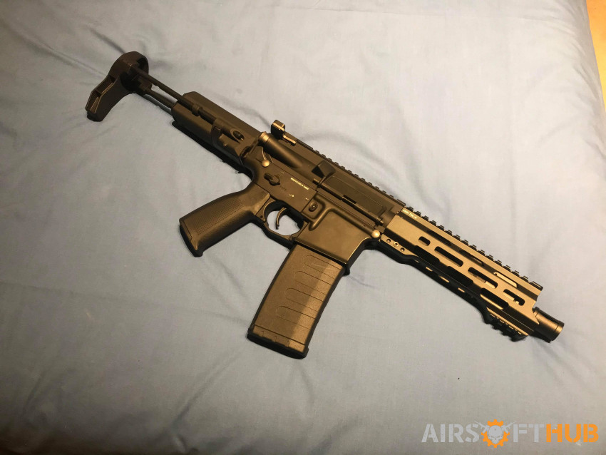 KWA VM4 Ronin T6 with Extras - Used airsoft equipment