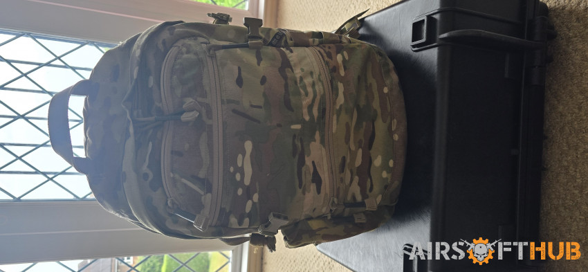 Crye Precision AVS 1000 Pack - Used airsoft equipment