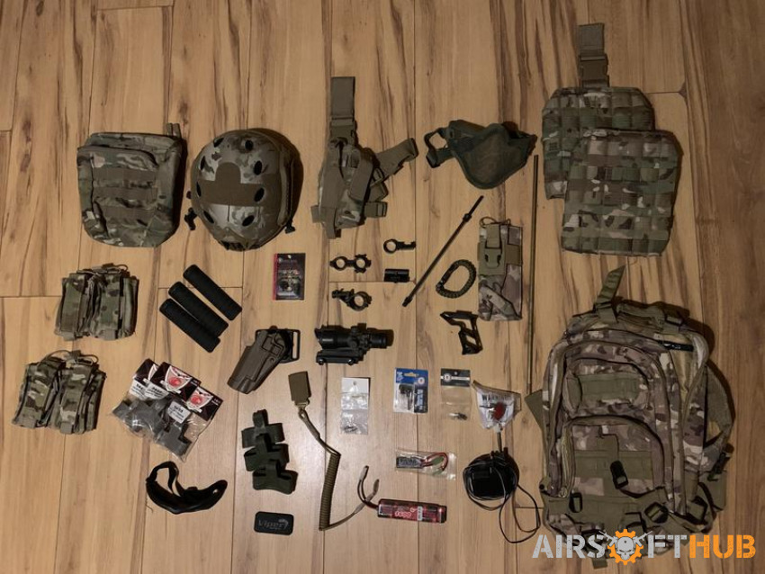 Various Airsoft Items - Used airsoft equipment