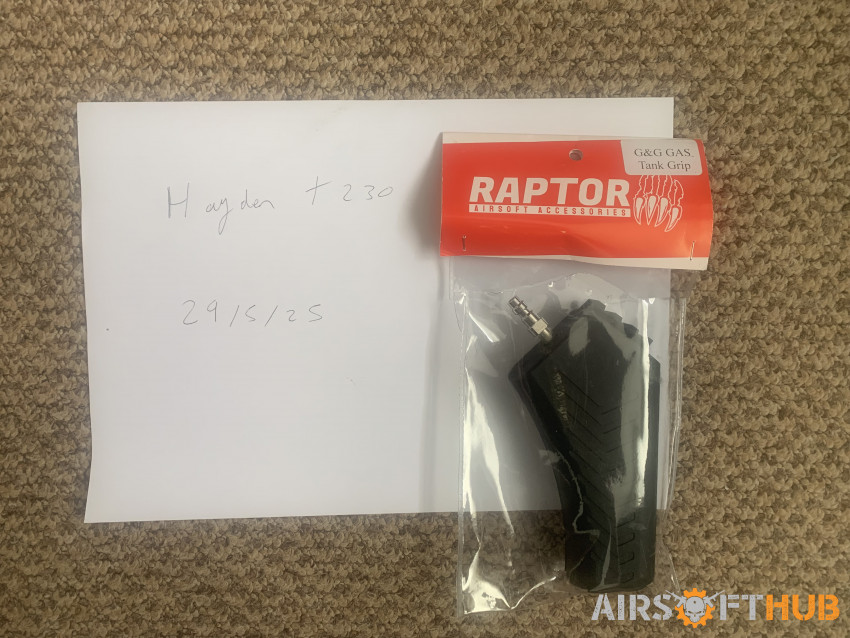 levar raptor grip with hpa tap - Used airsoft equipment