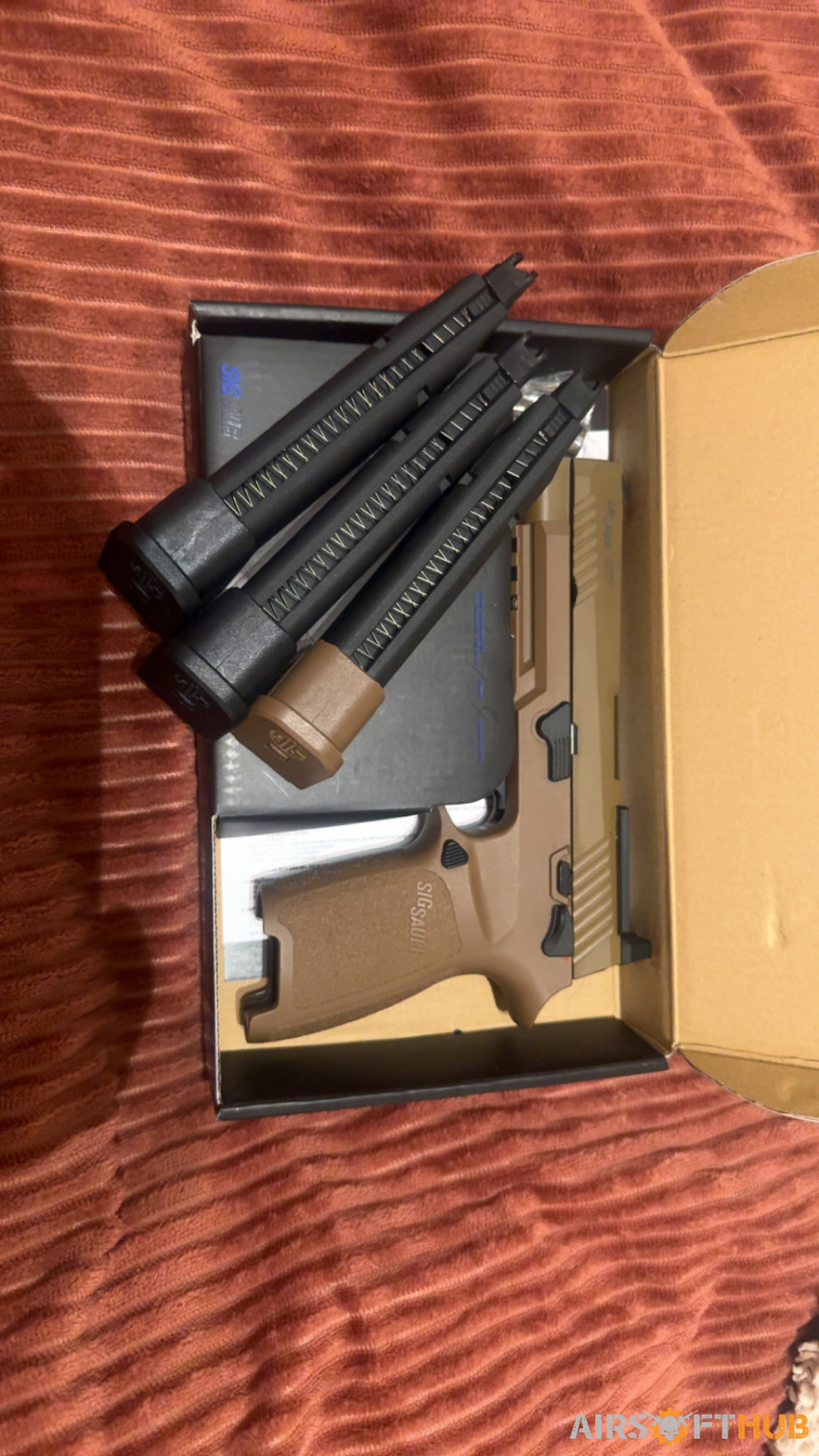 SIG M17 - Used airsoft equipment