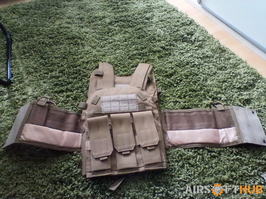 Tactical Vest - Used airsoft equipment