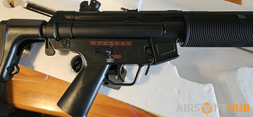 Jing Gong M5 Series SMG-5 SD6 - Used airsoft equipment