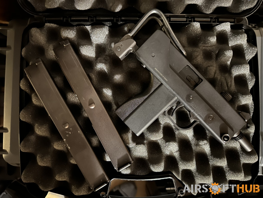 KWA Mac11 (never been used) - Used airsoft equipment