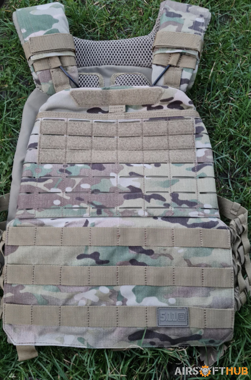 5.11 Multicam plate carrier - Used airsoft equipment