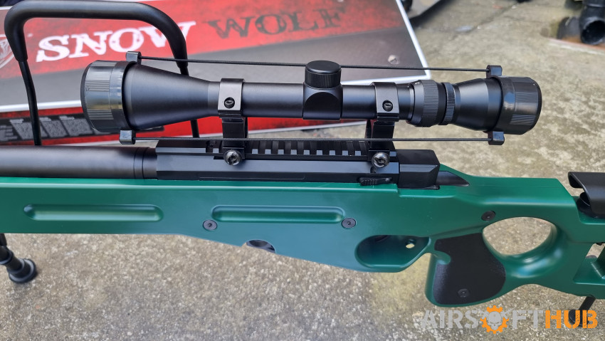 Snow Wolf SV98 Sniper Rifle - Used airsoft equipment