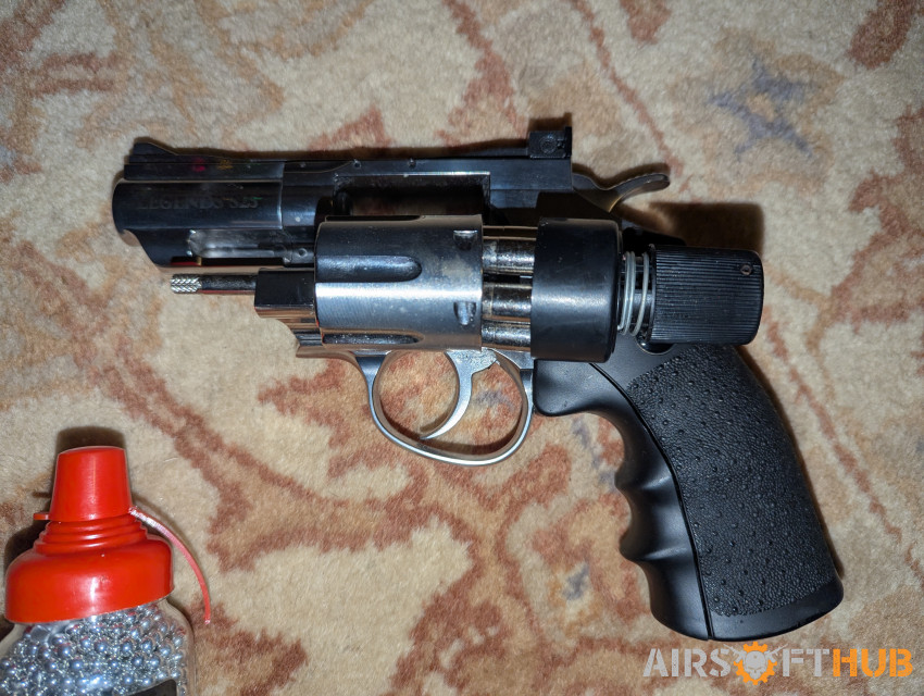 Umarex legends s25 revolver - Used airsoft equipment