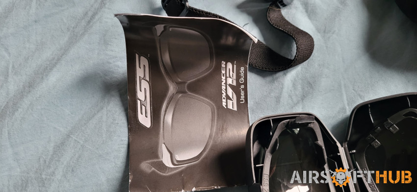 Ess v12 goggles - Used airsoft equipment