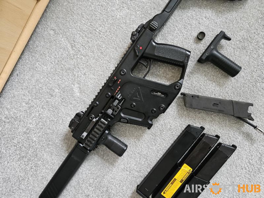 Rare KWA Kriss Vector GBBR - Used airsoft equipment