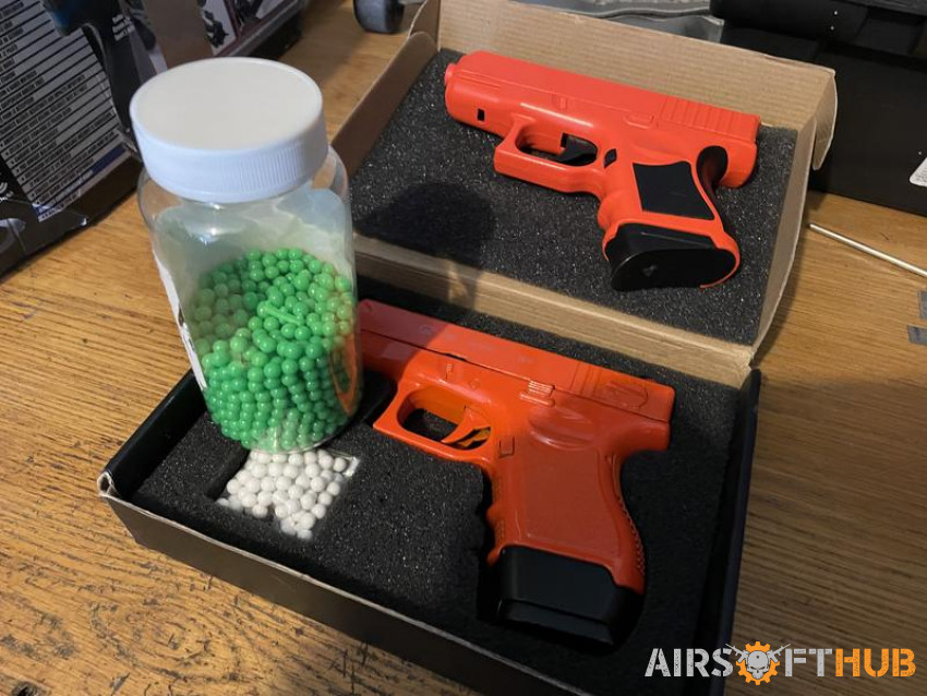 Air soft pistols - Used airsoft equipment