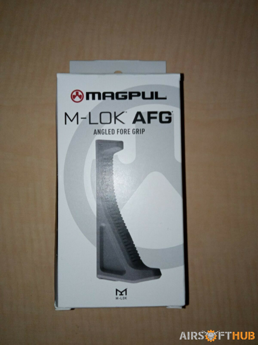 Magpul M-Lok Angled Fore grip - Used airsoft equipment