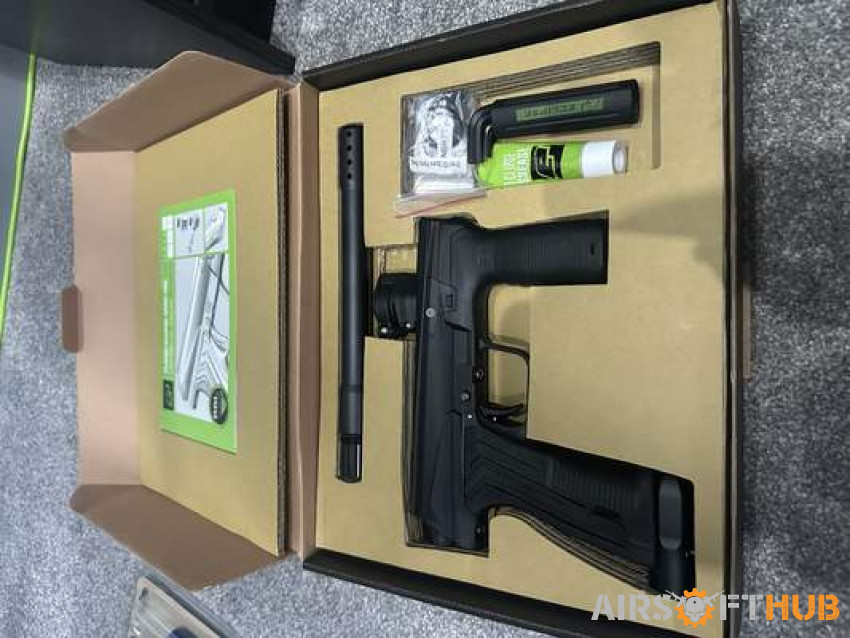 Paintball gear - Used airsoft equipment
