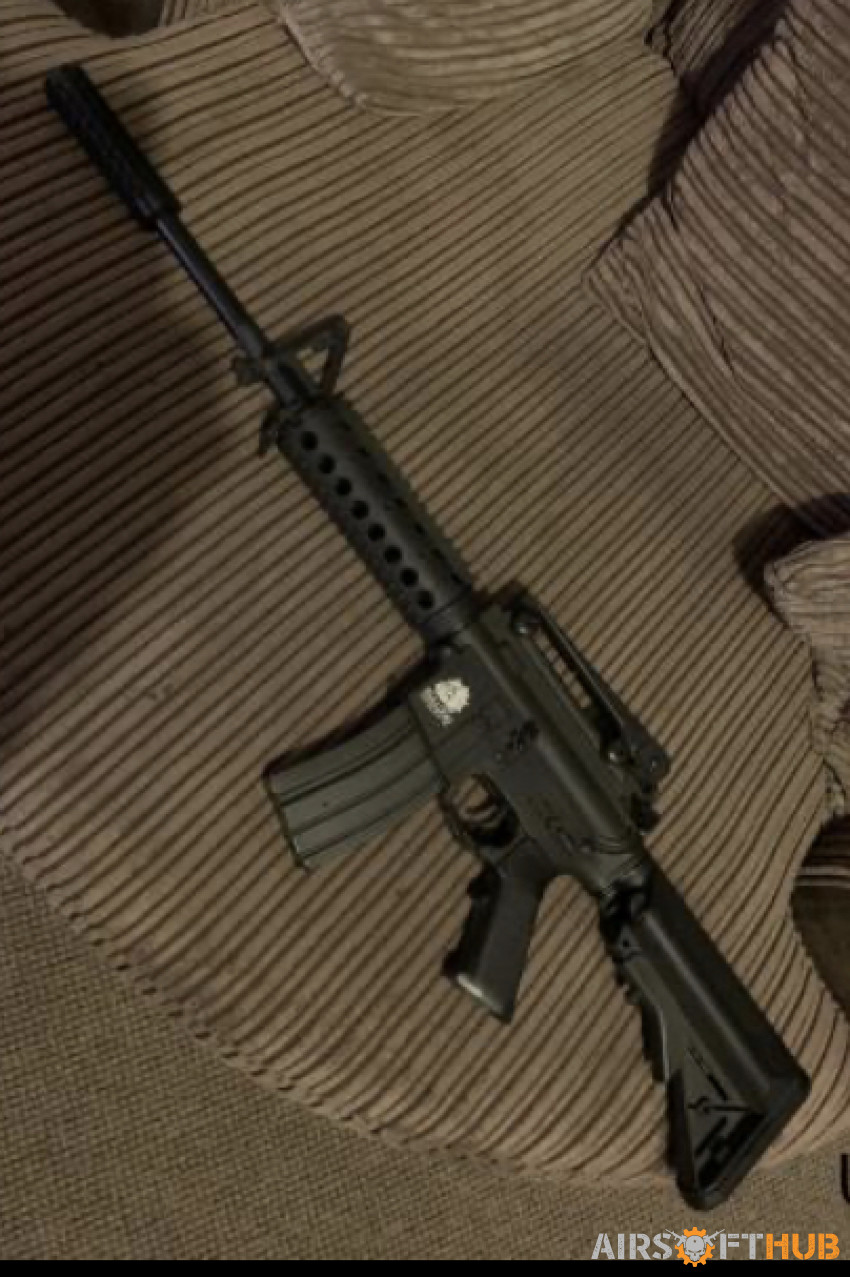 2 M4’s - Used airsoft equipment