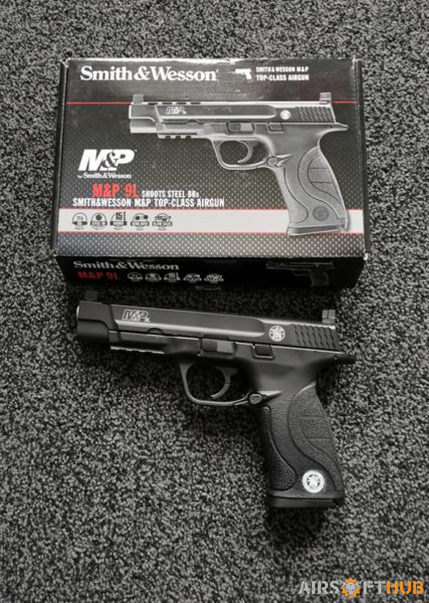 S&W M&P9L CO2 PISTOL BY UMAREX - Used airsoft equipment