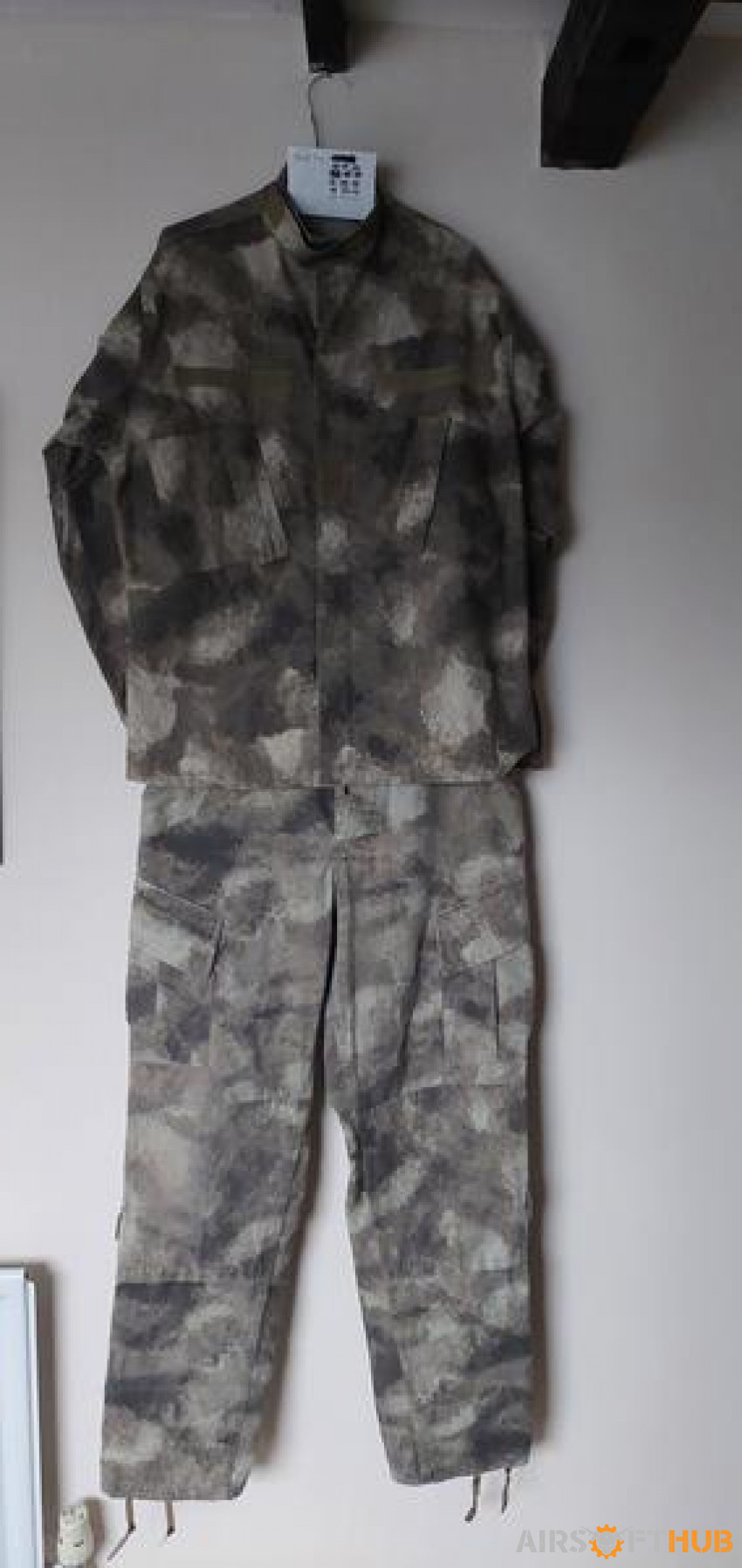 ATACS AU JACKET AND TROUSERS - Used airsoft equipment