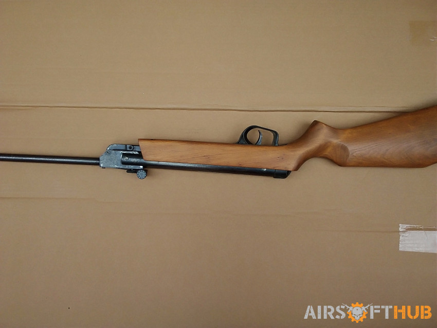 22 VINTAGE AIR RIFLE - Used airsoft equipment