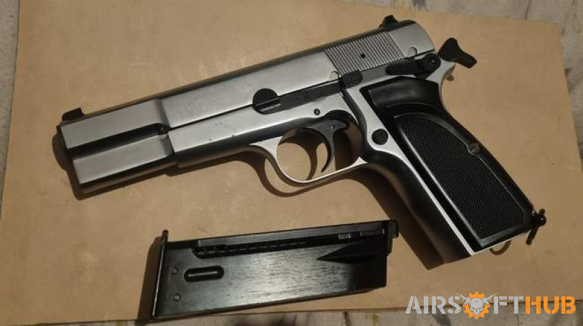 WE browning hi power - Used airsoft equipment