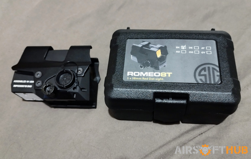 Holo sight Romeo8T - Used airsoft equipment