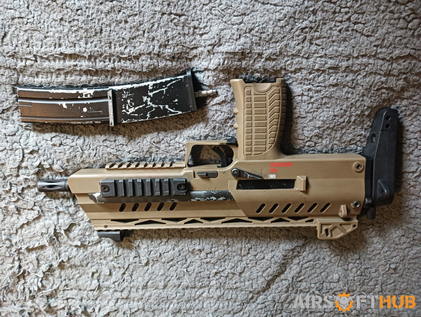 WE SMG8 - Used airsoft equipment