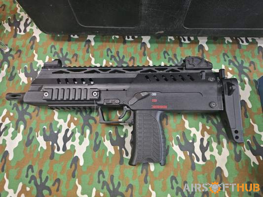 WE SMG8 GBB SMG - Used airsoft equipment