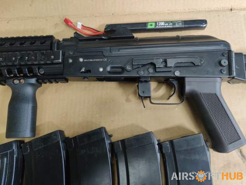 Cyma AK74SU - Mags + Battery - Used airsoft equipment