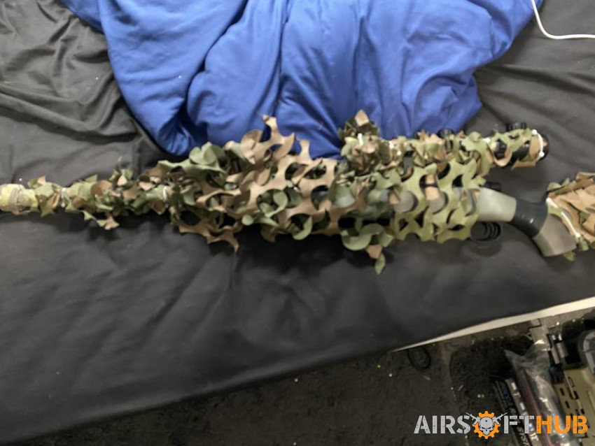 Swiss Arms CO2 vsr10 & ghillie - Used airsoft equipment