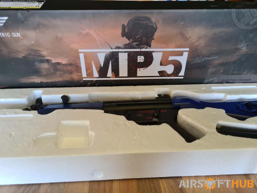 Airsoft Starter Kit - JG MP5A4 - Used airsoft equipment
