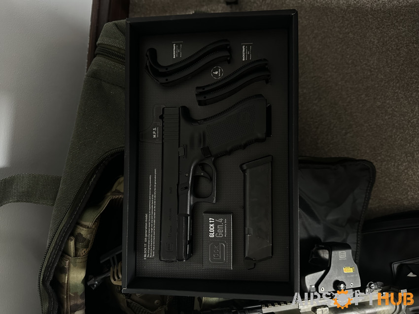 Tokyo Marui Glock 17 Gen 4 - Used airsoft equipment