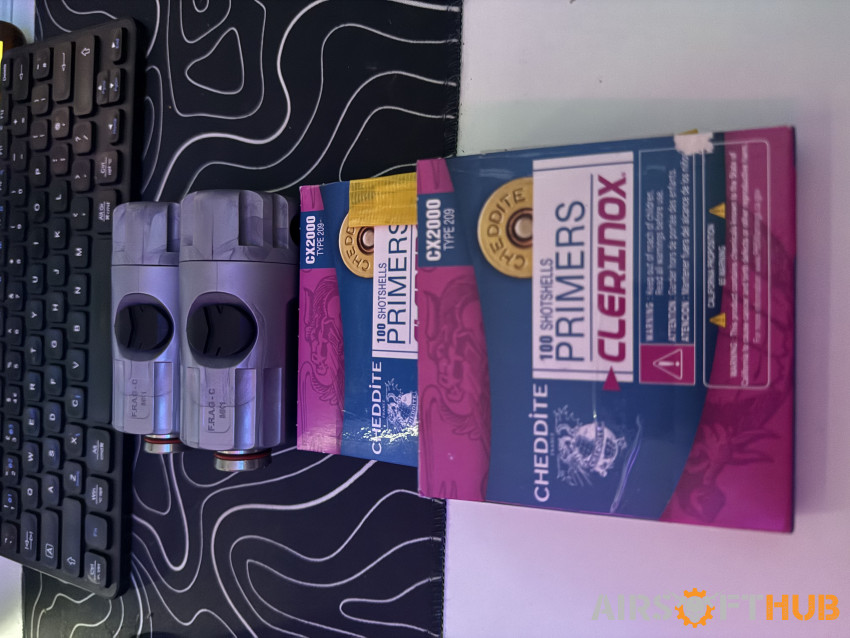 2x Frag c and primers - Used airsoft equipment