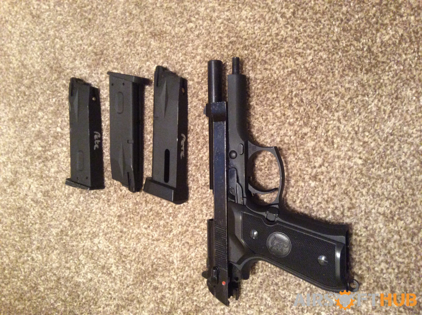 M92 GBB Pistol - Used airsoft equipment